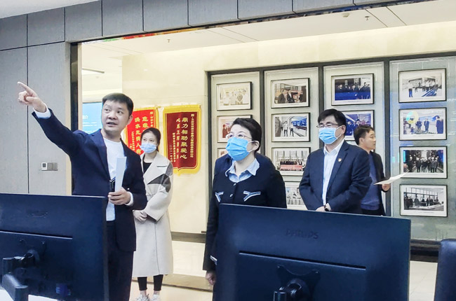 實地調研中譽鼎力綠色建材工業互聯網大數據中心