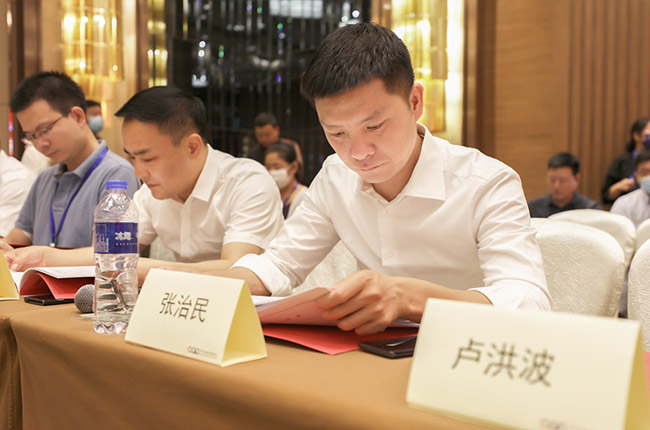 協(xié)會副會長、中譽鼎力董事長張治民參會.jpg 協(xié)會副會長、中譽鼎力董事長張治民參會.jpg