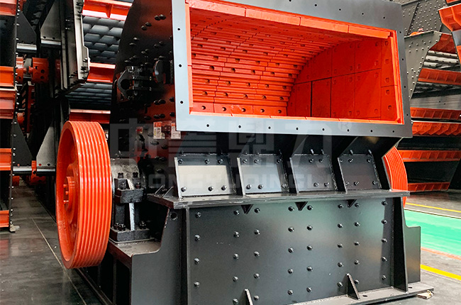 錘破碎機(jī)型號(hào)圖 錘破碎機(jī)型號(hào)圖