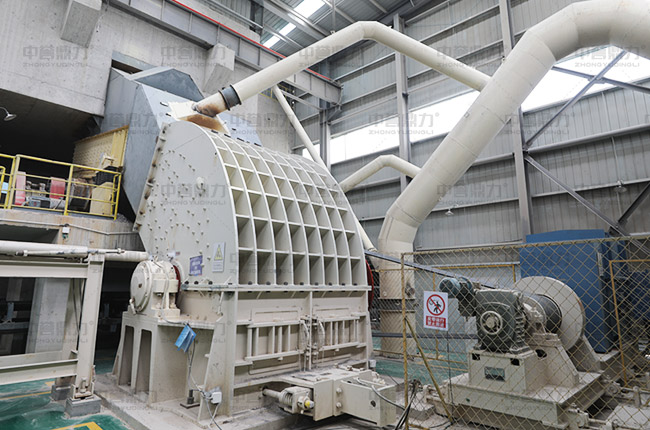 錘破使用現場.jpg 錘破使用現場.jpg