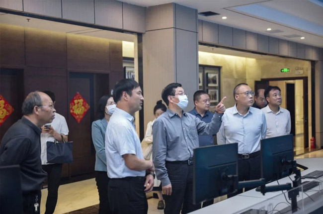 ����ʡ���f�����f�󡱻�ӵ��߷��չ����M�W�R���u�����{��