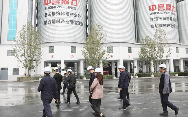 考察時(shí)產(chǎn)3000噸骨料生產(chǎn)線