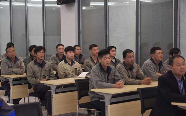 中譽鼎力智能裝備有限公司進行消防實操演練