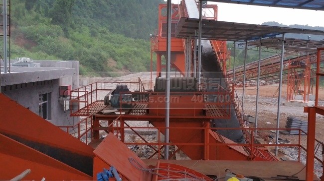 ���l(xi��ng)�����н��r�a(ch��n)300���˗lʯ��ʯ���a(ch��n)���F(xi��n)��֮һ