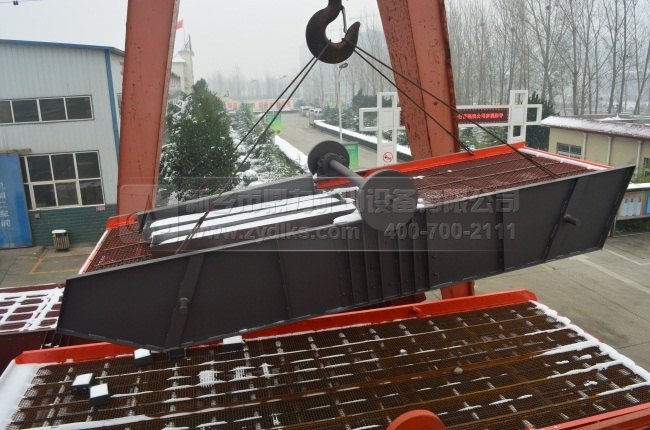 中譽(yù)鼎力振動(dòng)篩