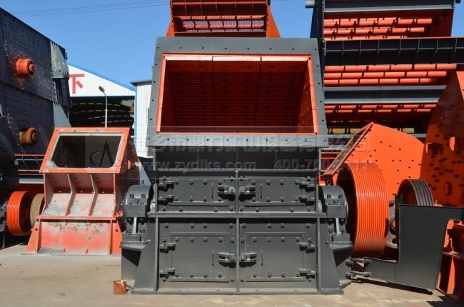 ���� ����C