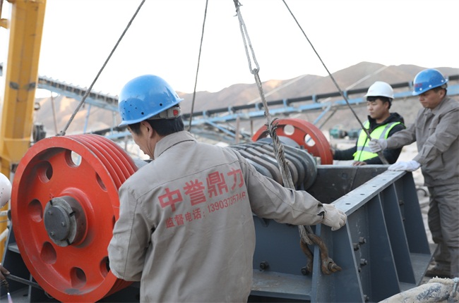 ���b�(du��)�ڸ��Q�D(zhu��n)��