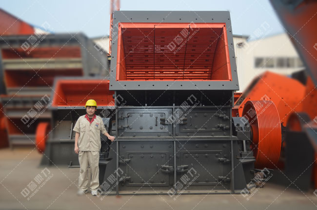 水泥廠碎石機(jī)