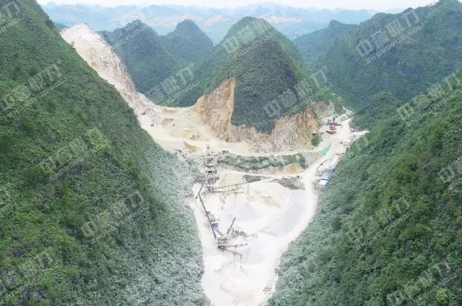 ���d�������a���h���D