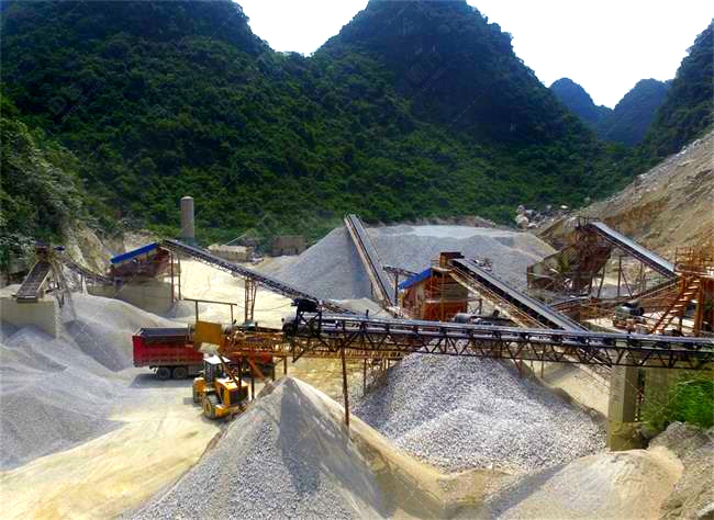 碎石生產(chǎn)線現(xiàn)場