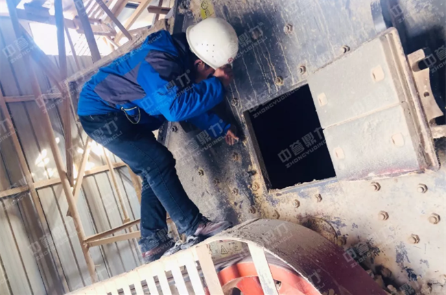 采石場設(shè)備維修