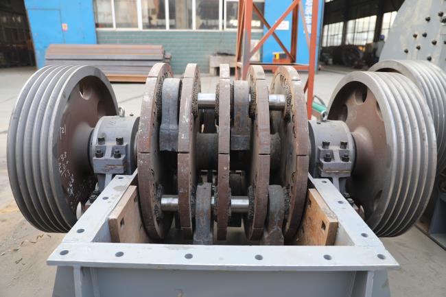 �Nʽ��ʯ�C�N�^