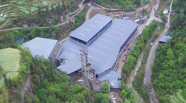 一處環(huán)保采石場(chǎng)