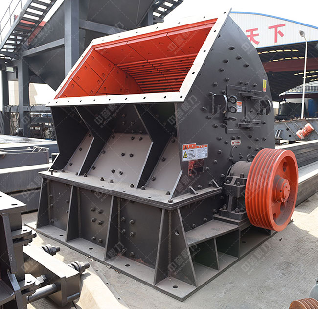 錘式石子破碎機(jī)