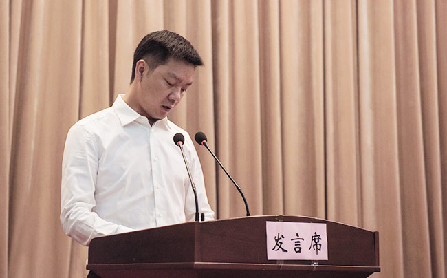 中譽鼎力董事長張治民參加新鄉(xiāng)市工業(yè)高質量發(fā)展大會并發(fā)言