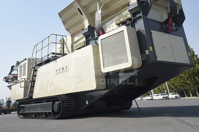 大型移動式破碎機設備設備價格參數介紹 大型移動式破碎機設備設備價格參數介紹